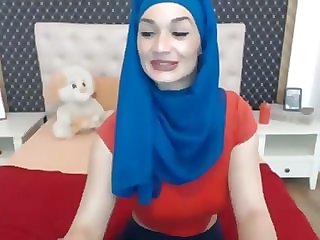 super sexy muslim arab chick