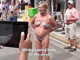 Naked in public 1