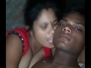Real devar bhabi fucked badly whole night while husband is in Mumbai // Watch Full 26 min Video At http://filf.pw/devarbhabi
